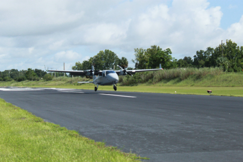 Tecnam P2006t landing